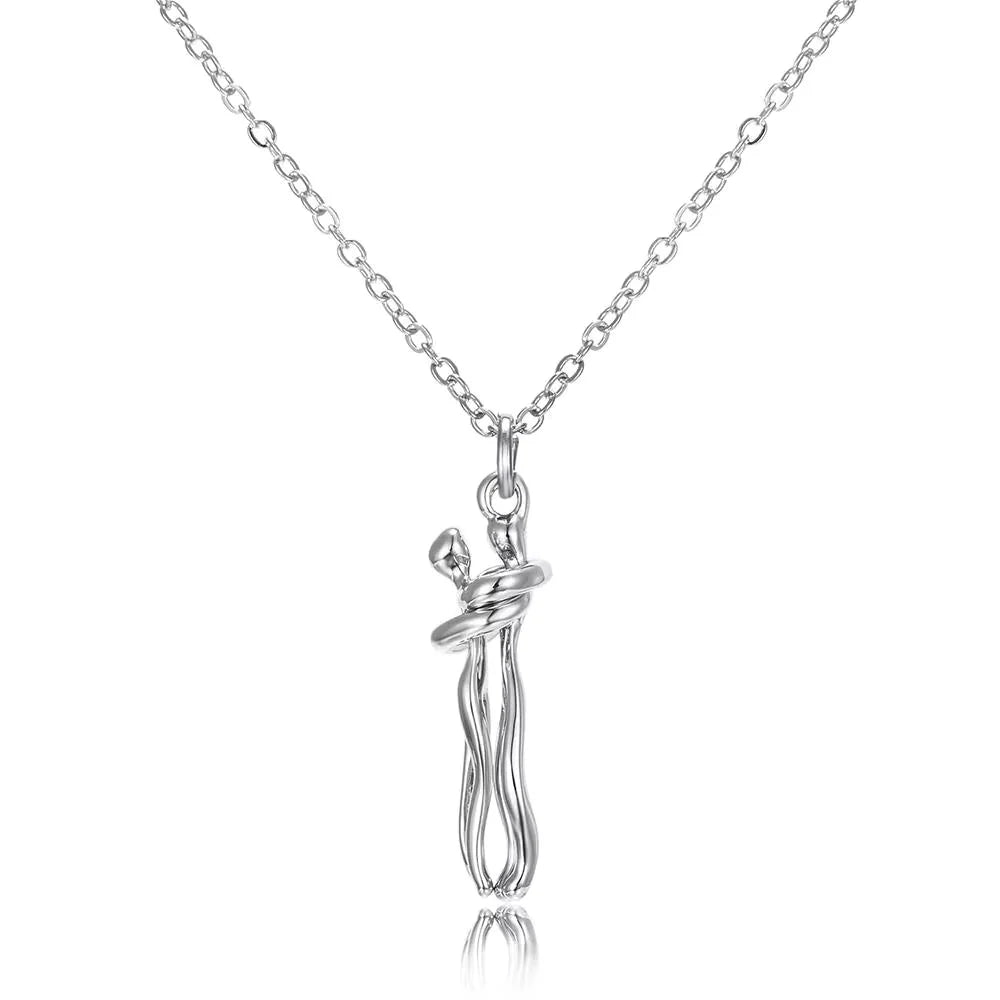 Collier Abbraccio Éternel – Le symbole d’un lien indestructible