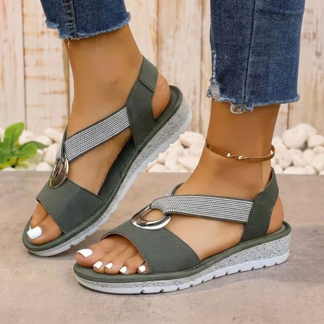 Lunavia – Sandales Ajustées et Confortables