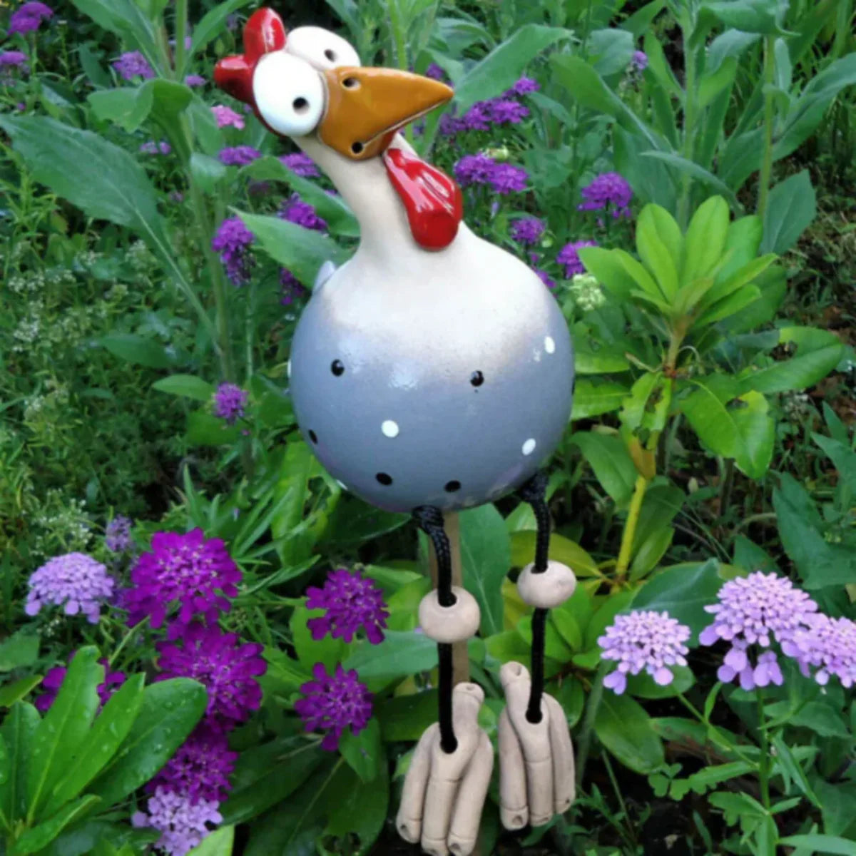 Poules en Céramique – Égayez Votre Jardin avec Style