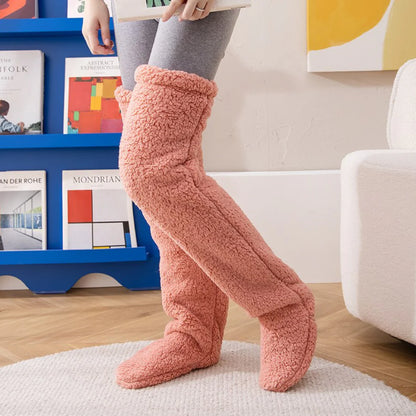Chaussettes Douillettes CozyLeg™ – Chaleur et douceur jusqu’aux genoux