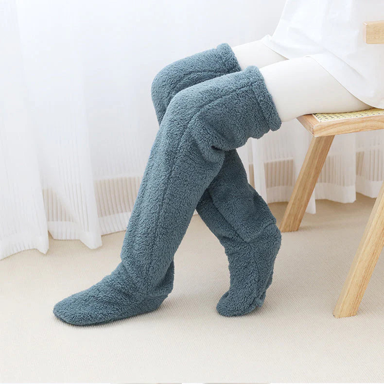Chaussettes Douillettes CozyLeg™ – Chaleur et douceur jusqu’aux genoux