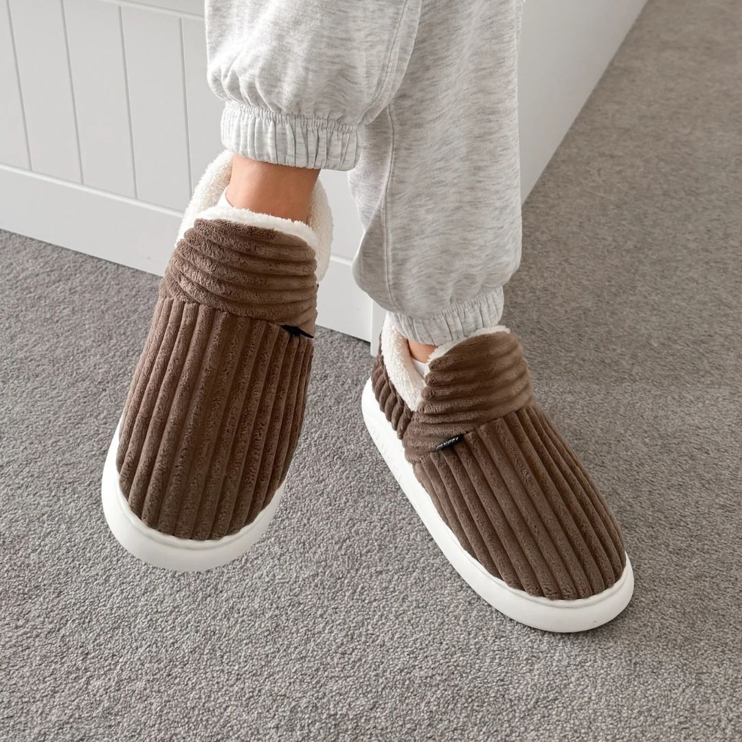 Chaussons Douillets – Chaleur & Confort au Quotidien