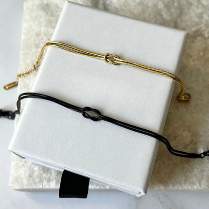 Bracelet Lien Éternel – Le symbole discret de l’amour qui unit