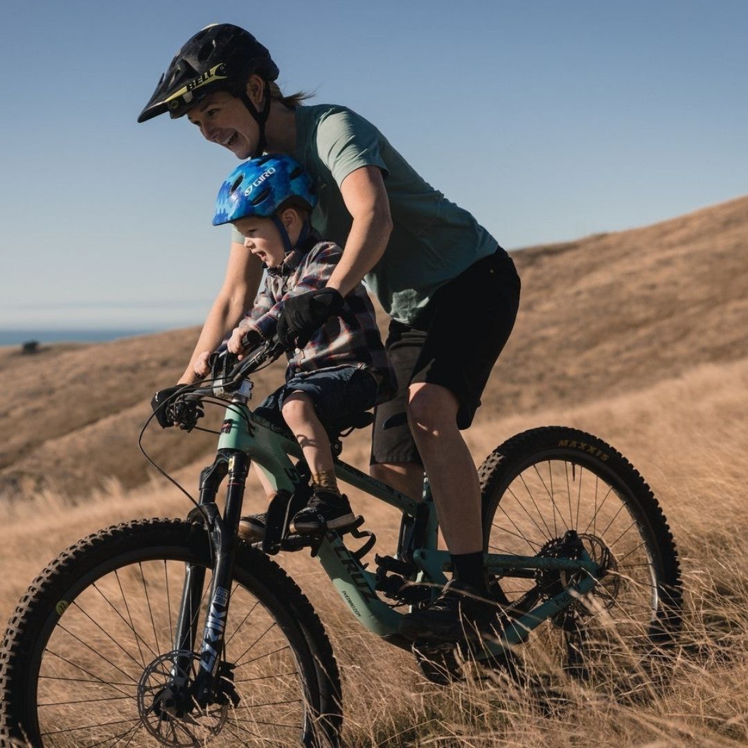 Siège Aventure Enfant – Vivez des balades en duo en toute sérénité
