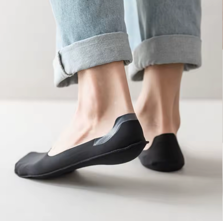 SOKA - Les chaussettes invisibles qui tiennent en place